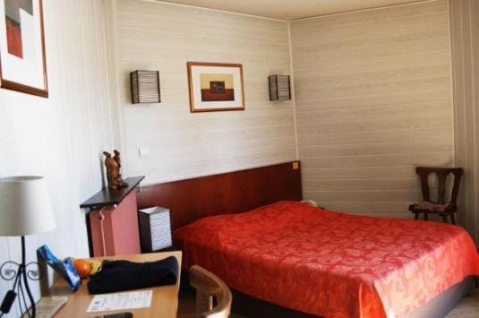 Hotel Restaurant De La Poste Mulhouse Ottmarsheim バンツェンハイム エクステリア 写真