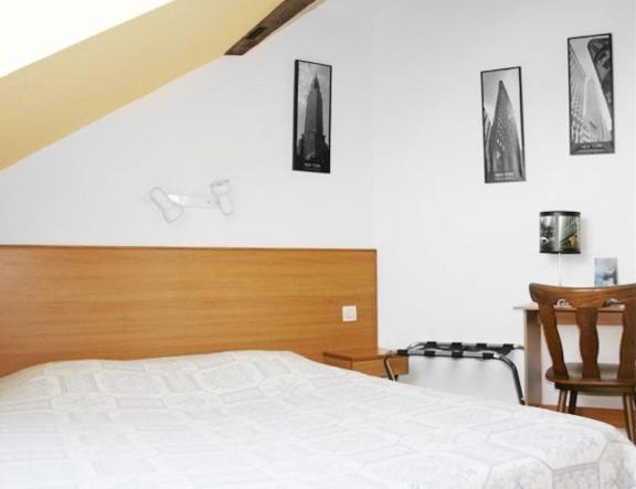 Hotel Restaurant De La Poste Mulhouse Ottmarsheim バンツェンハイム エクステリア 写真