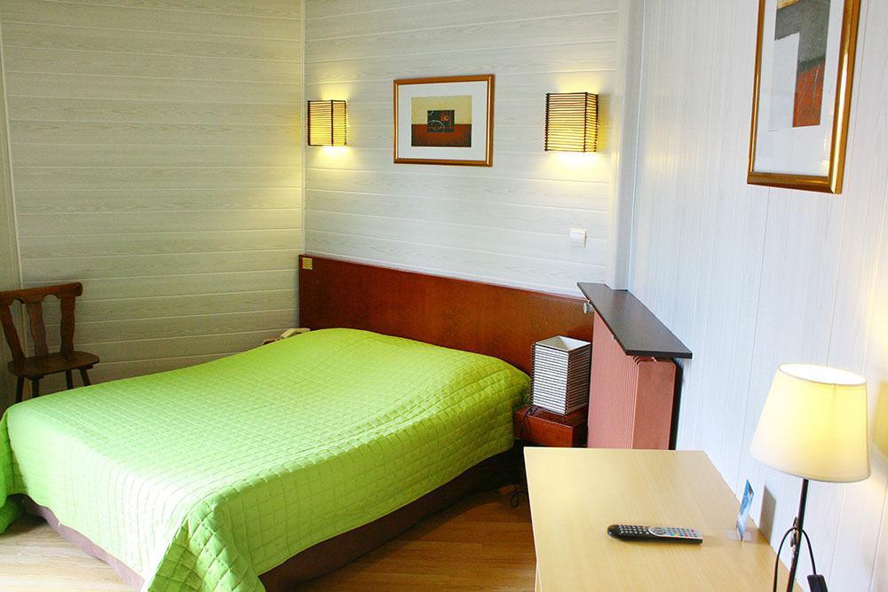Hotel Restaurant De La Poste Mulhouse Ottmarsheim バンツェンハイム エクステリア 写真