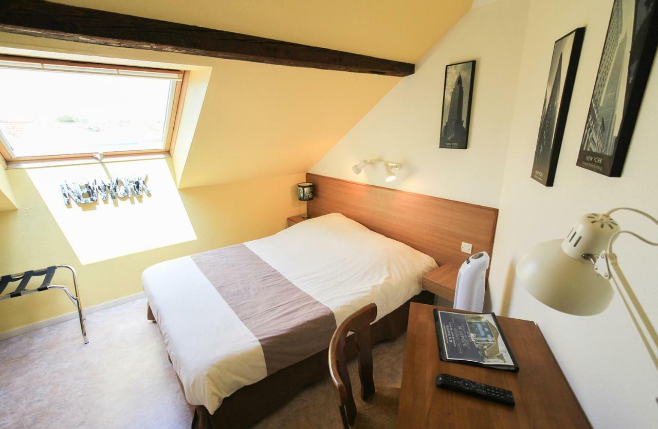 Hotel Restaurant De La Poste Mulhouse Ottmarsheim バンツェンハイム エクステリア 写真
