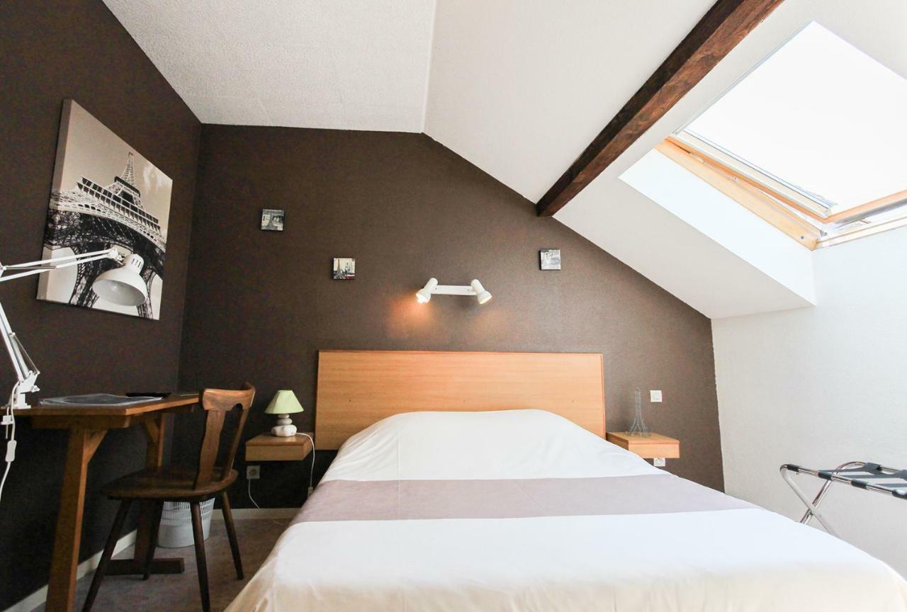 Hotel Restaurant De La Poste Mulhouse Ottmarsheim バンツェンハイム エクステリア 写真