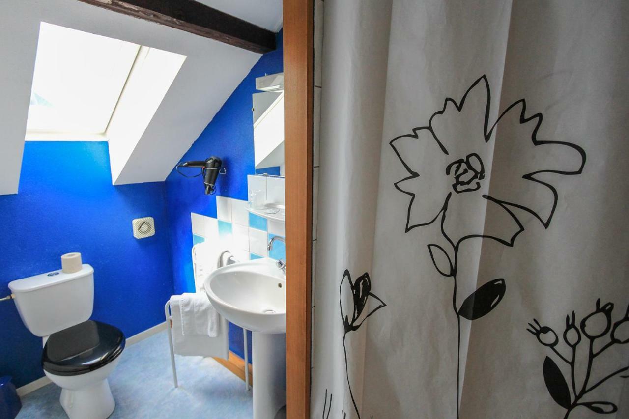 Hotel Restaurant De La Poste Mulhouse Ottmarsheim バンツェンハイム エクステリア 写真